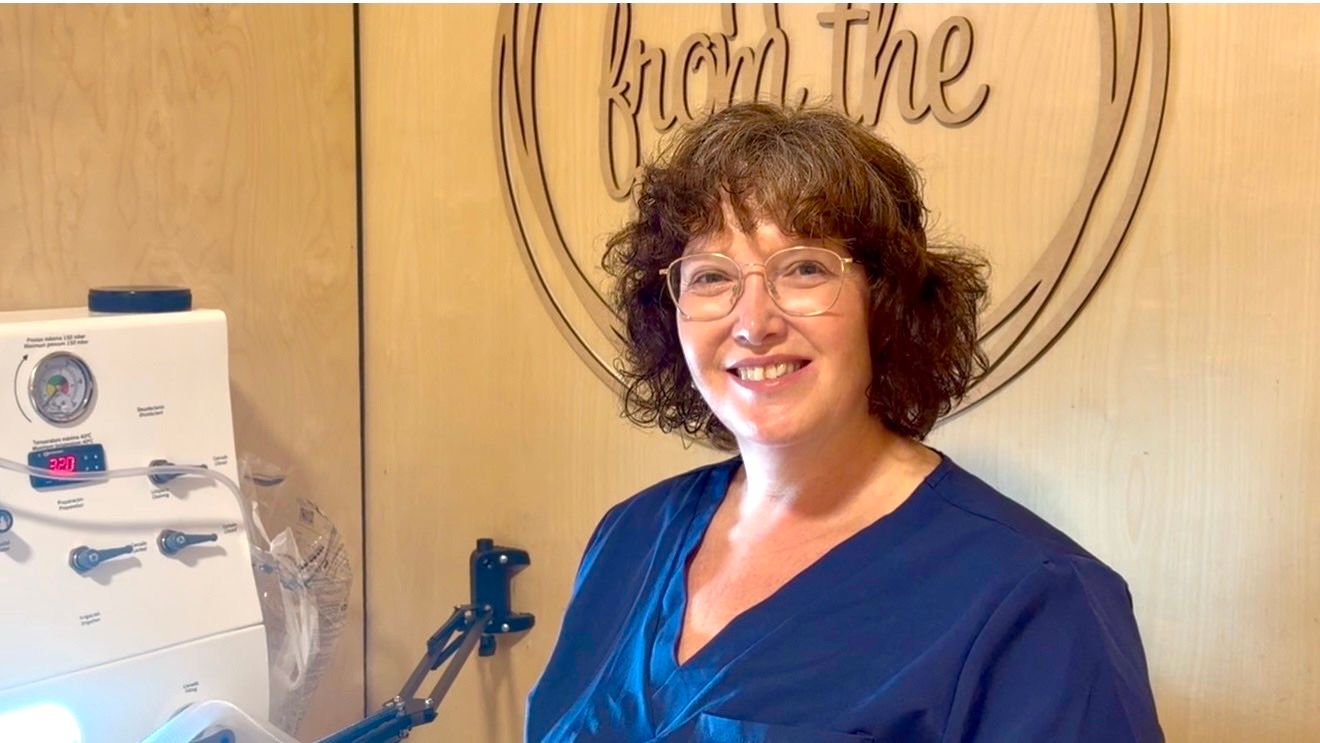 Shirley - Professional headshot